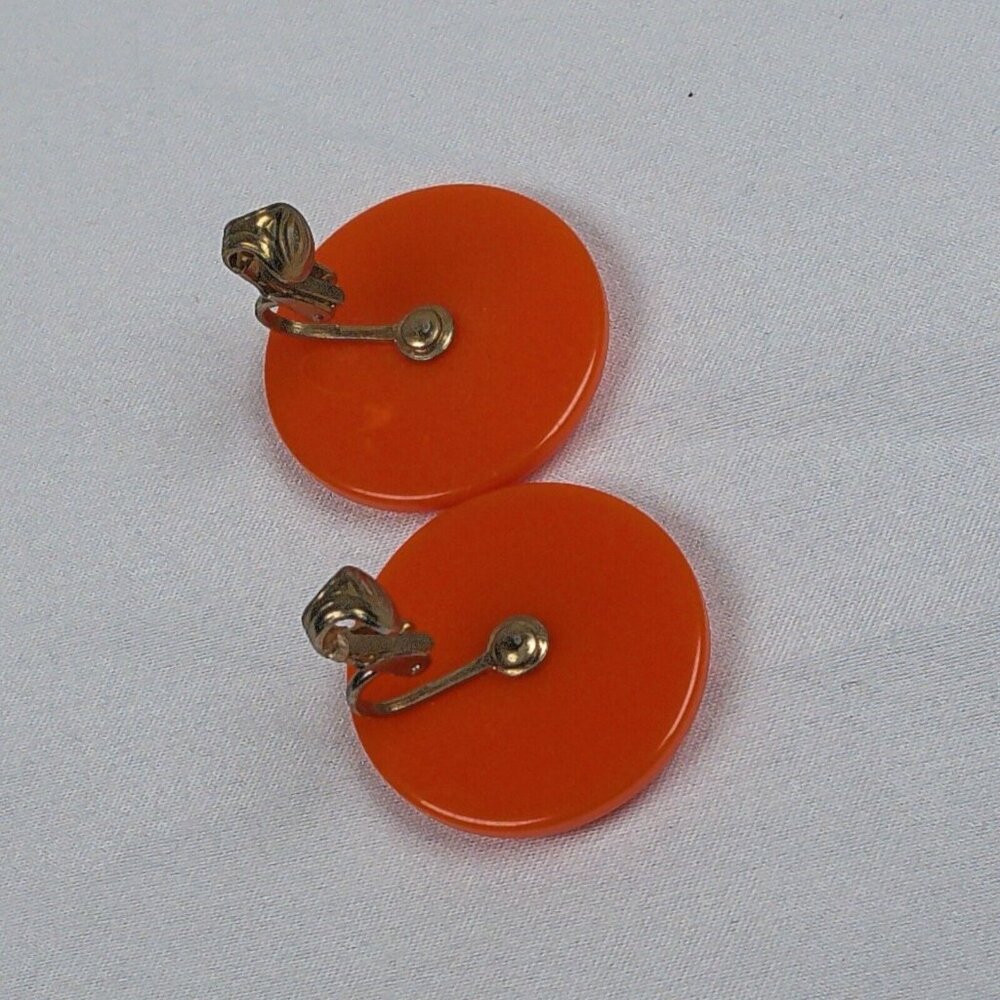 Orange Round Large Disc Clip On Earrings Plastic Vintage 70s 80s 1" Diameter - Picture 5 of 5